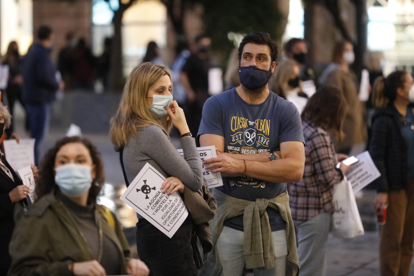 La protesta de los comerciantes del Centro de Córdoba, en imágenes