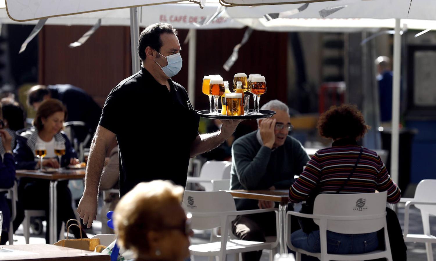 Córdoba bajo el sol de noviembre, en imágenes