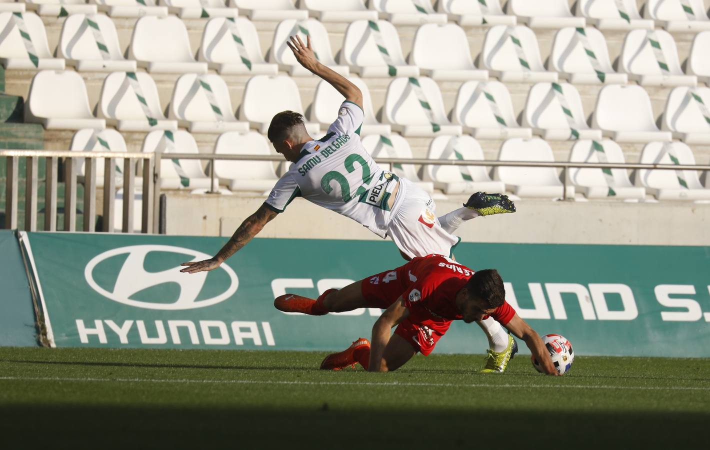 El tropiezo del Córdoba CF ante el Sevilla Atlético, en imágenes