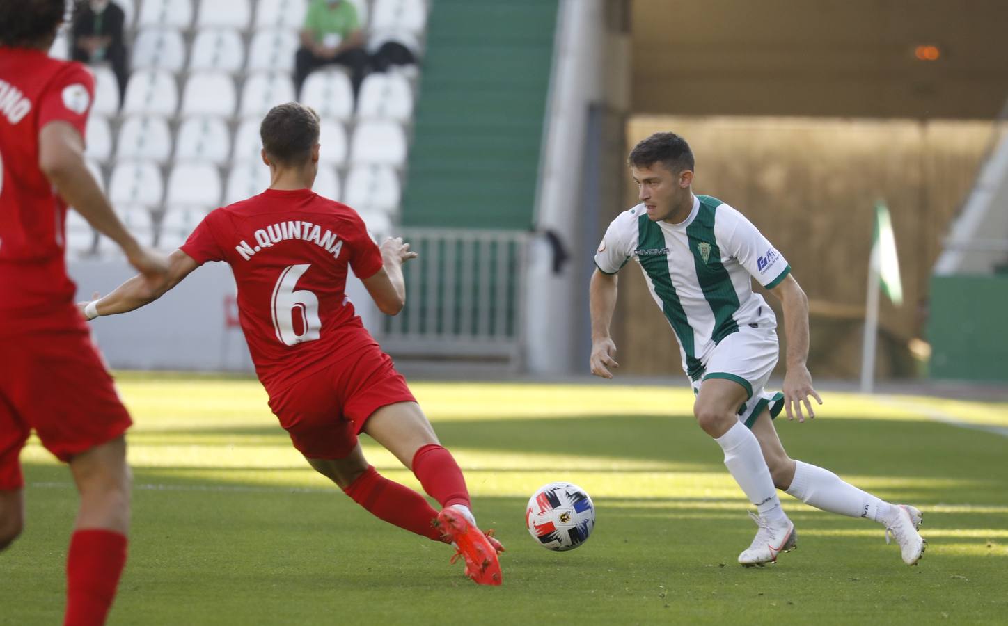 El tropiezo del Córdoba CF ante el Sevilla Atlético, en imágenes