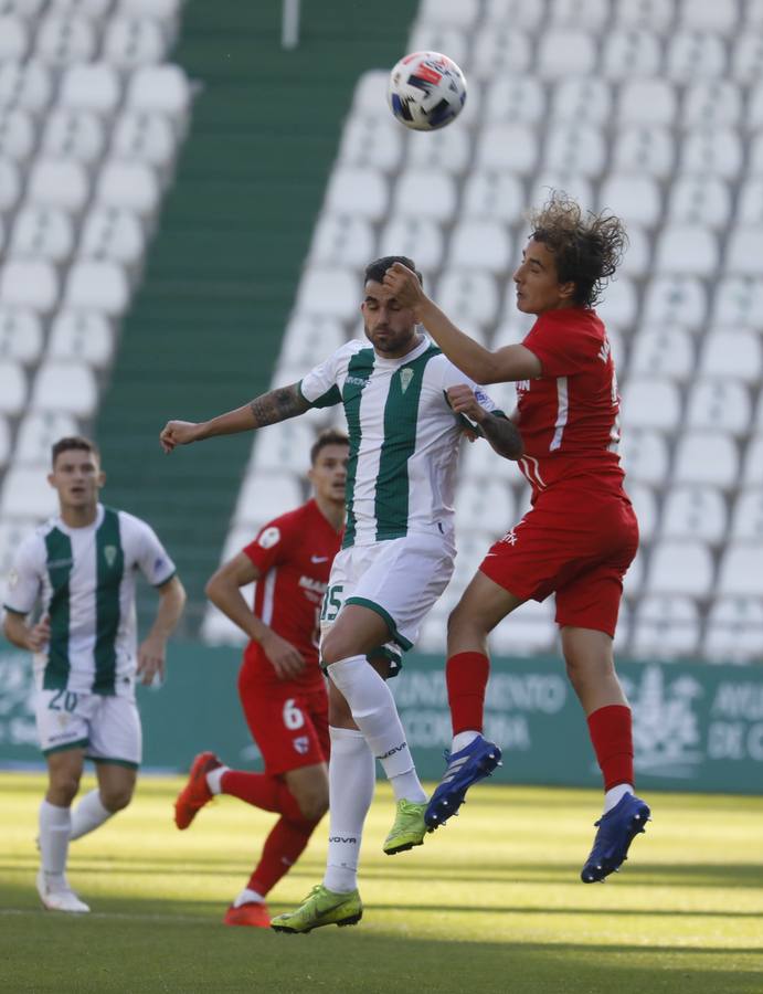 El tropiezo del Córdoba CF ante el Sevilla Atlético, en imágenes