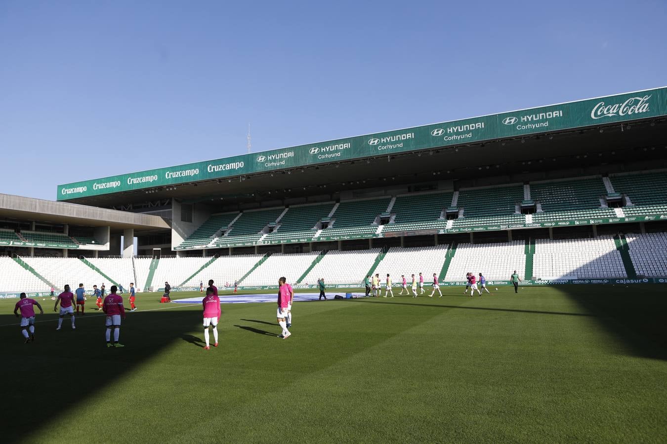 El primer partido del Córdoba CF a puerta cerrada, en imágenes