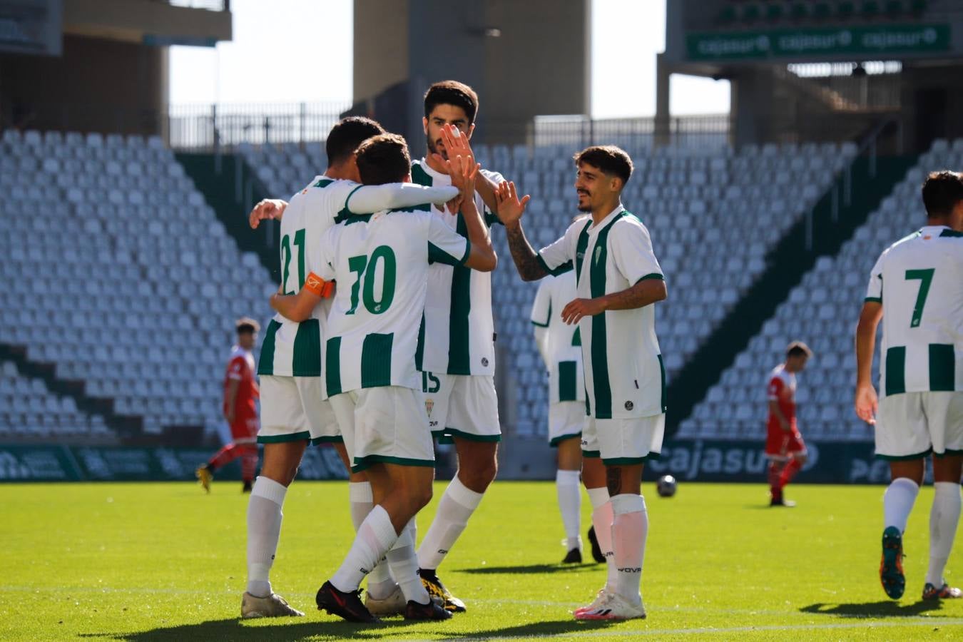 La primera victoria del Córdoba B en El Arcángel ante La Palma, en imágenes