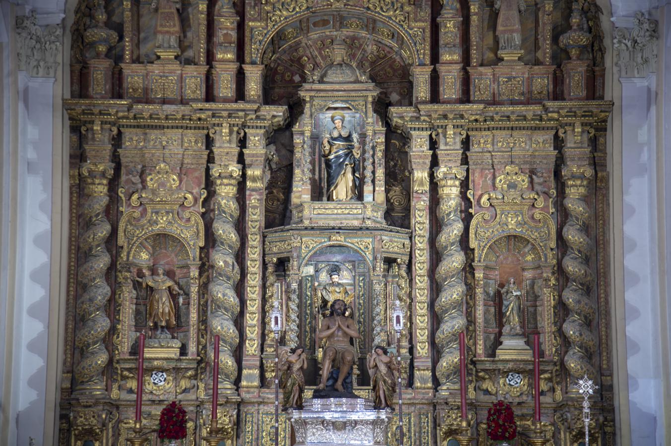 El Cristo de las Penas de la Estrella, en el altar mayor de San Jacinto