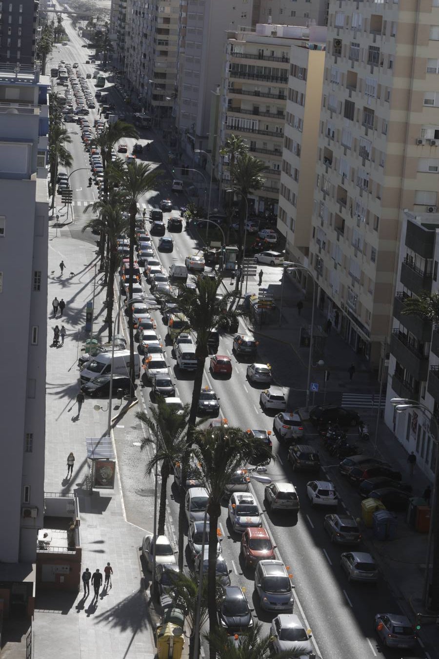 Caravana de vehículos en Cádiz contra «la ley Celaá»