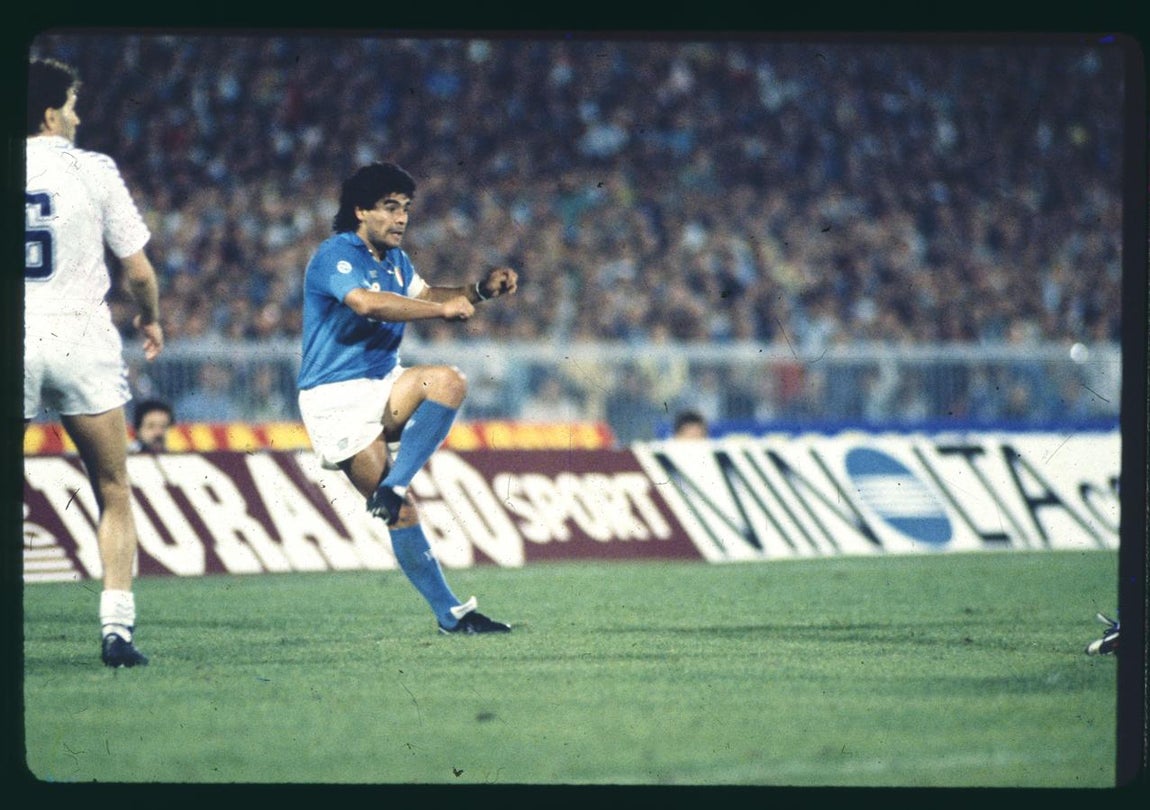 En un partido del Nápoles. 