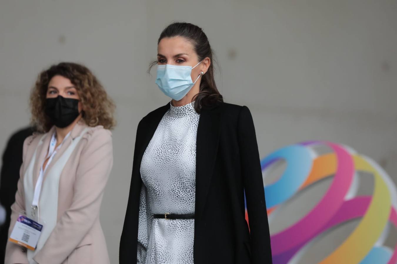 La llegada de la Reina Letizia a la inauguración del congreso de turismo en Sevilla