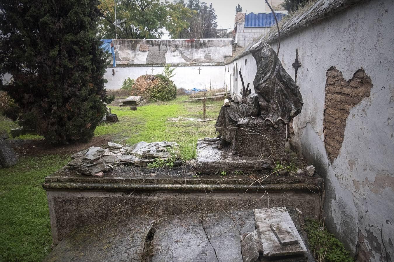 Cementerio de los Ingleses de Sevilla, un tesoro abandonado