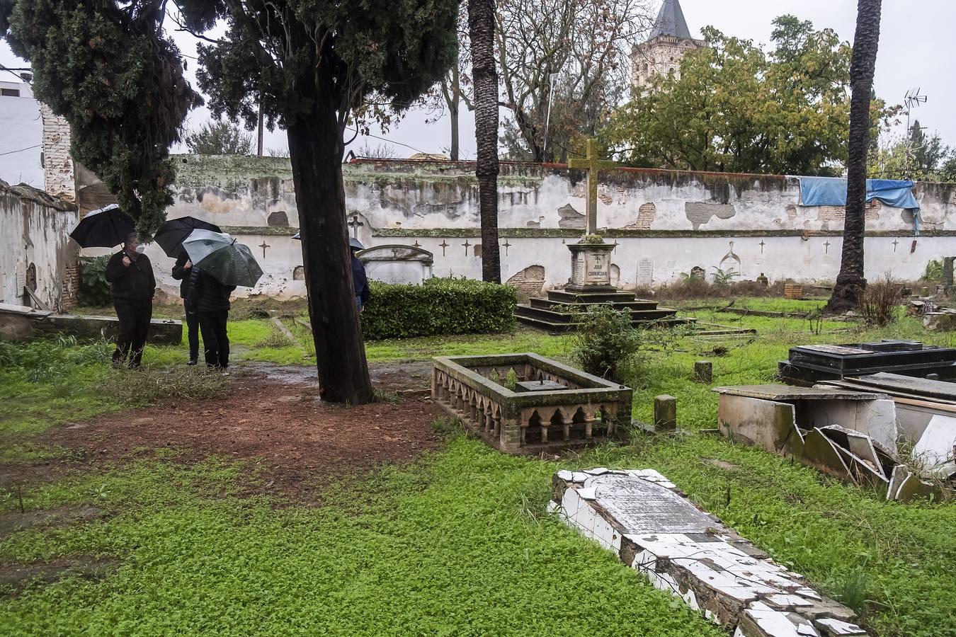 Cementerio de los Ingleses de Sevilla, un tesoro abandonado