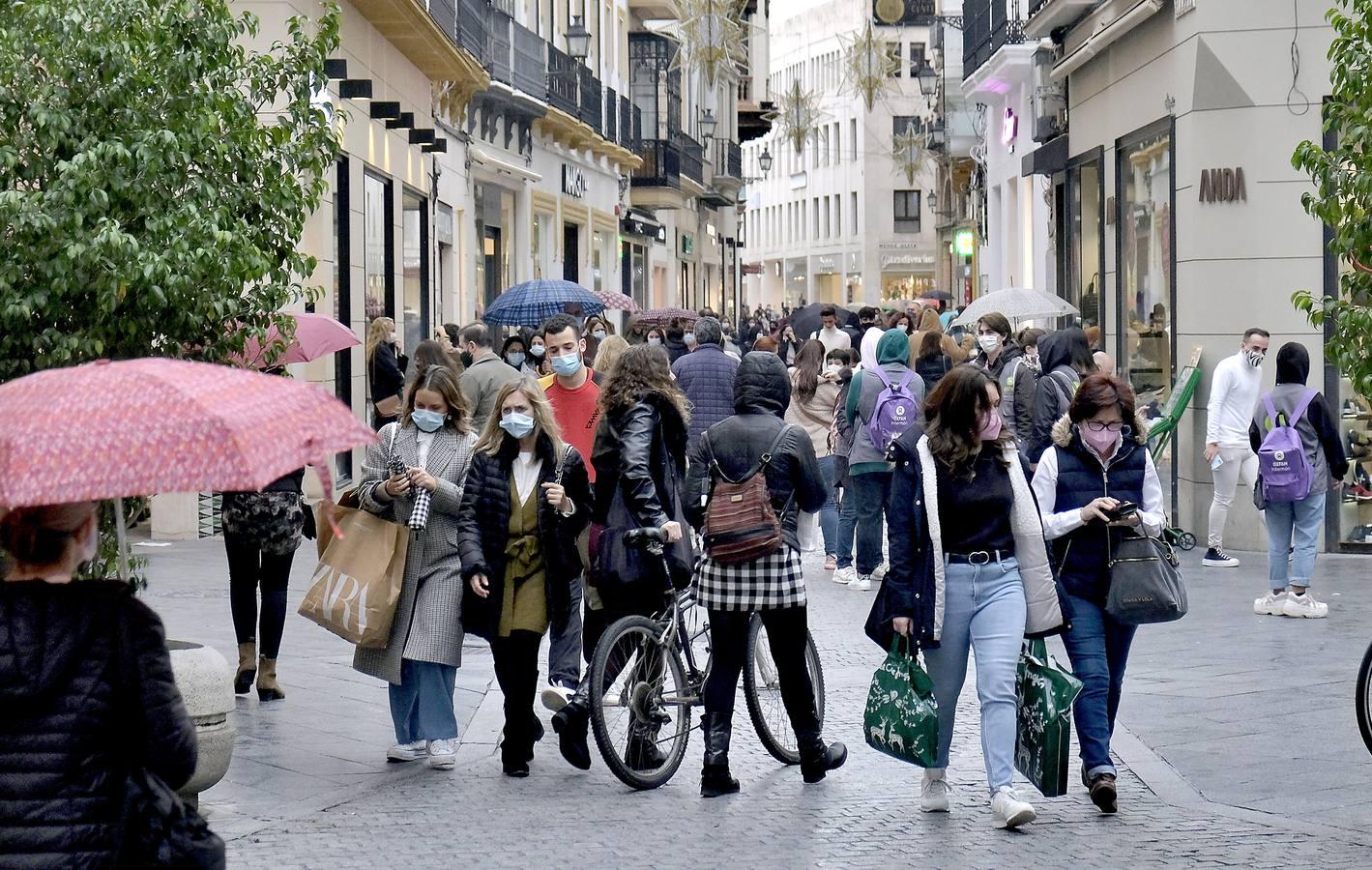 Un Black Friday marcado por el coronavirus en Sevilla