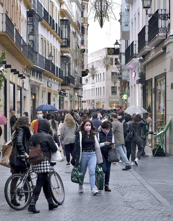 Un Black Friday marcado por el coronavirus en Sevilla