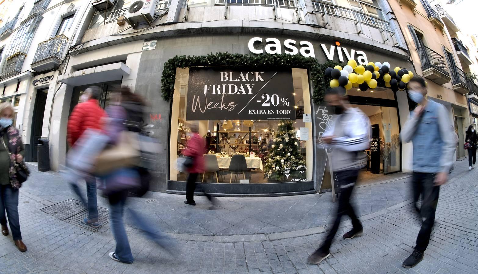 Un Black Friday marcado por el coronavirus en Sevilla