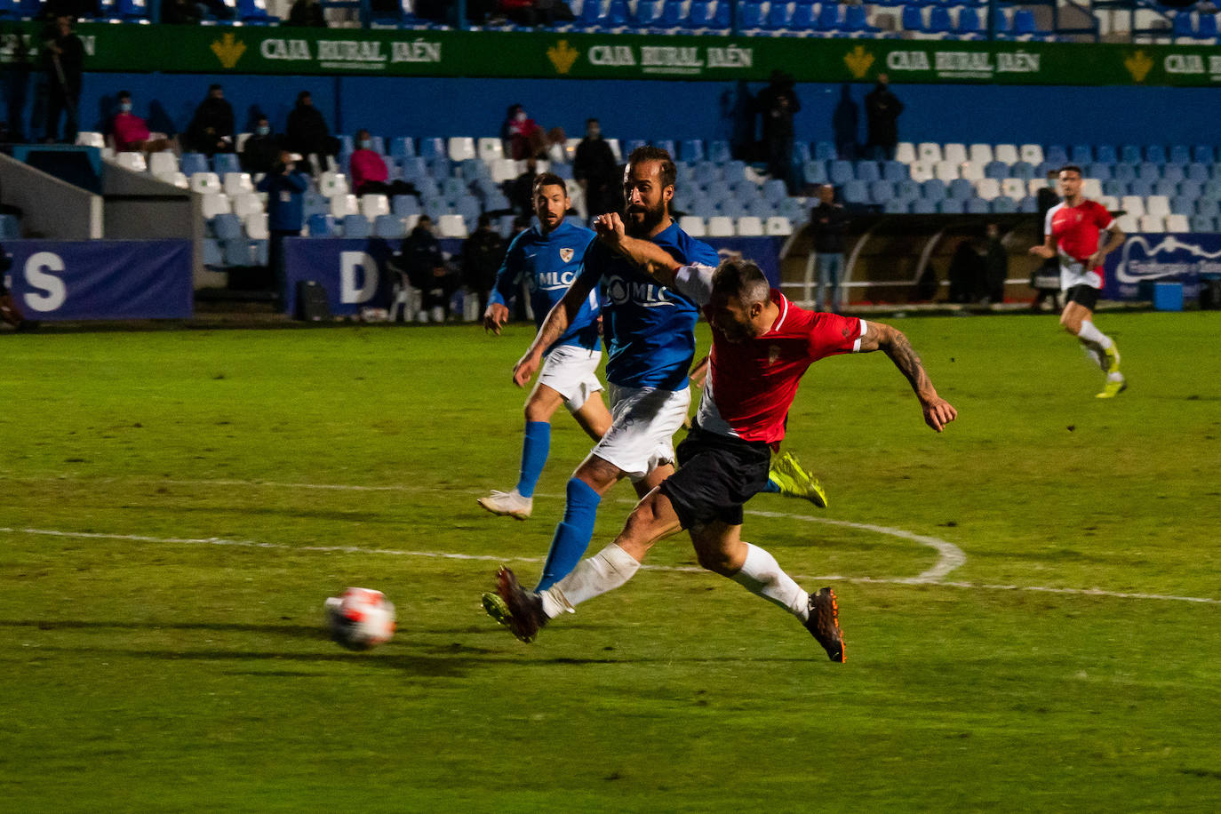 El Linares-Córdoba CF, en imágenes