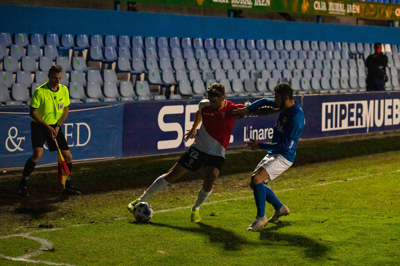 El Linares-Córdoba CF, en imágenes