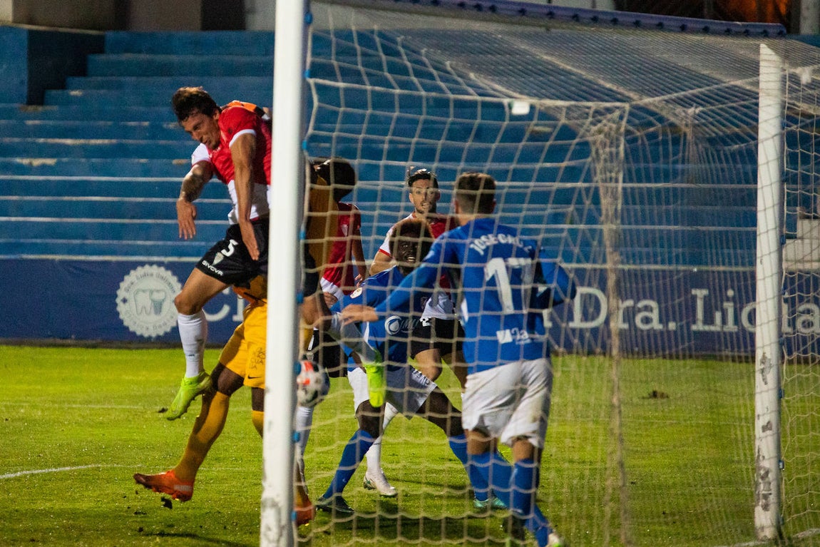 El Linares-Córdoba CF, en imágenes