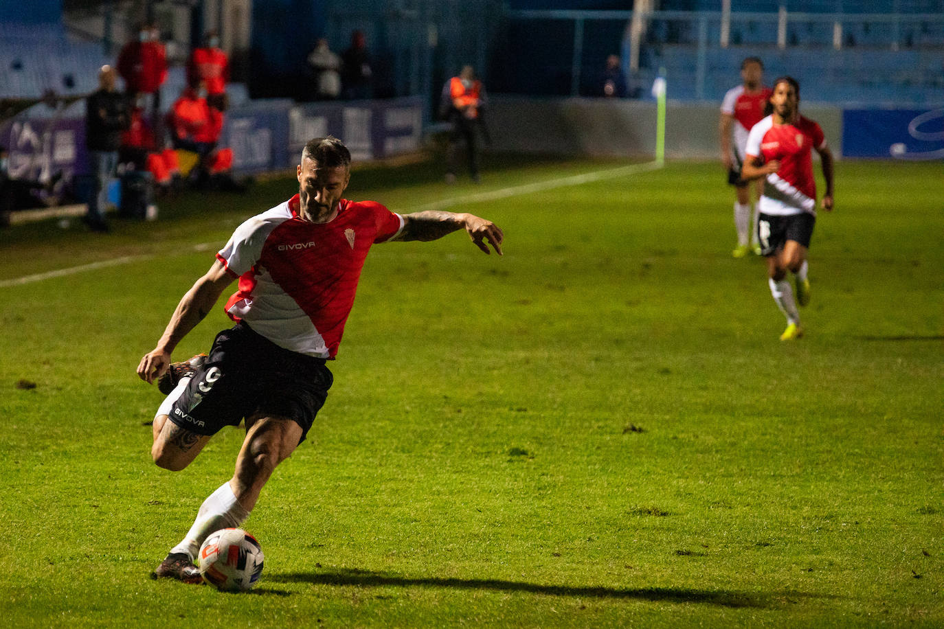 El Linares-Córdoba CF, en imágenes