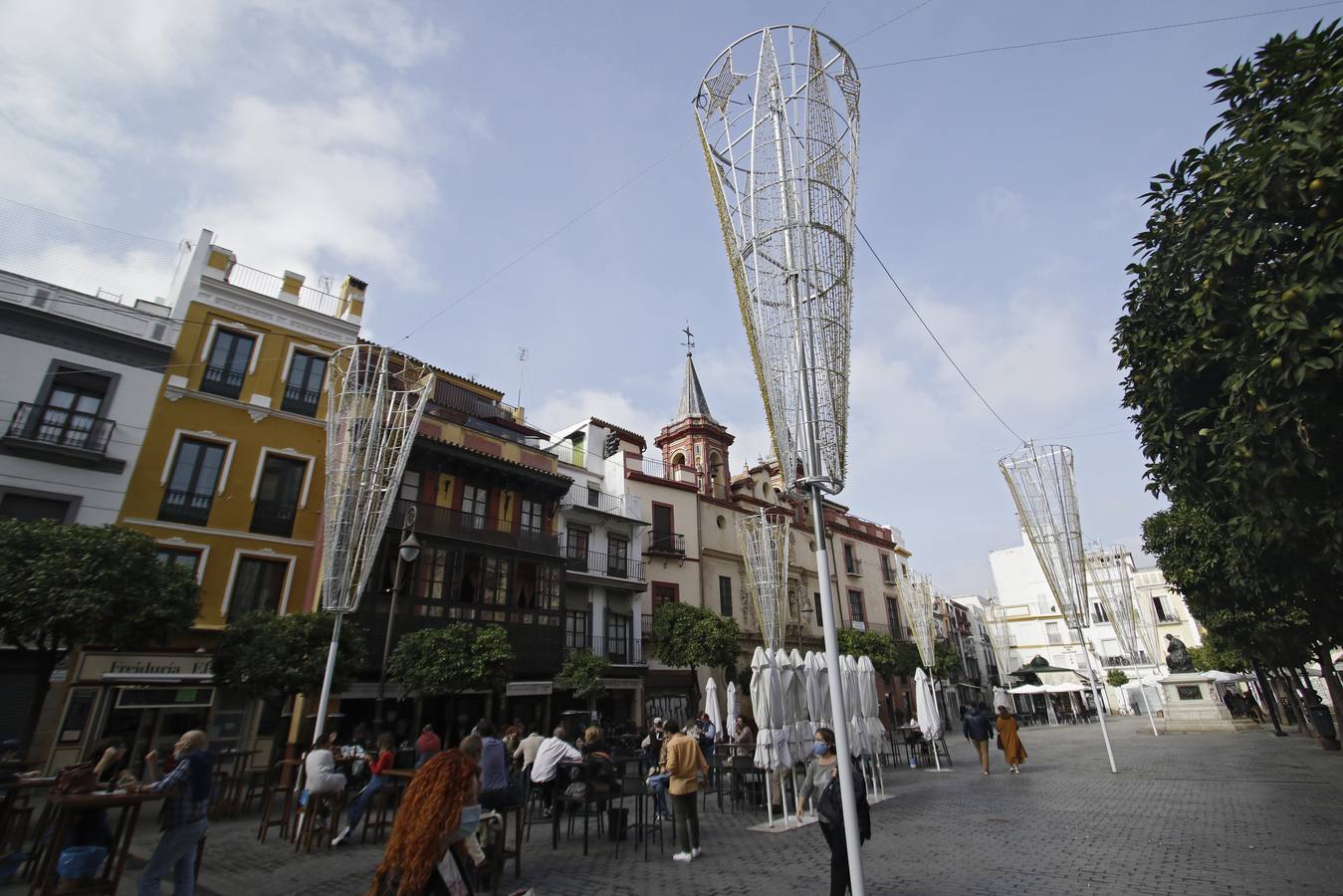 Fotogalería: El alumbrado navideño, listo para cobrar vida