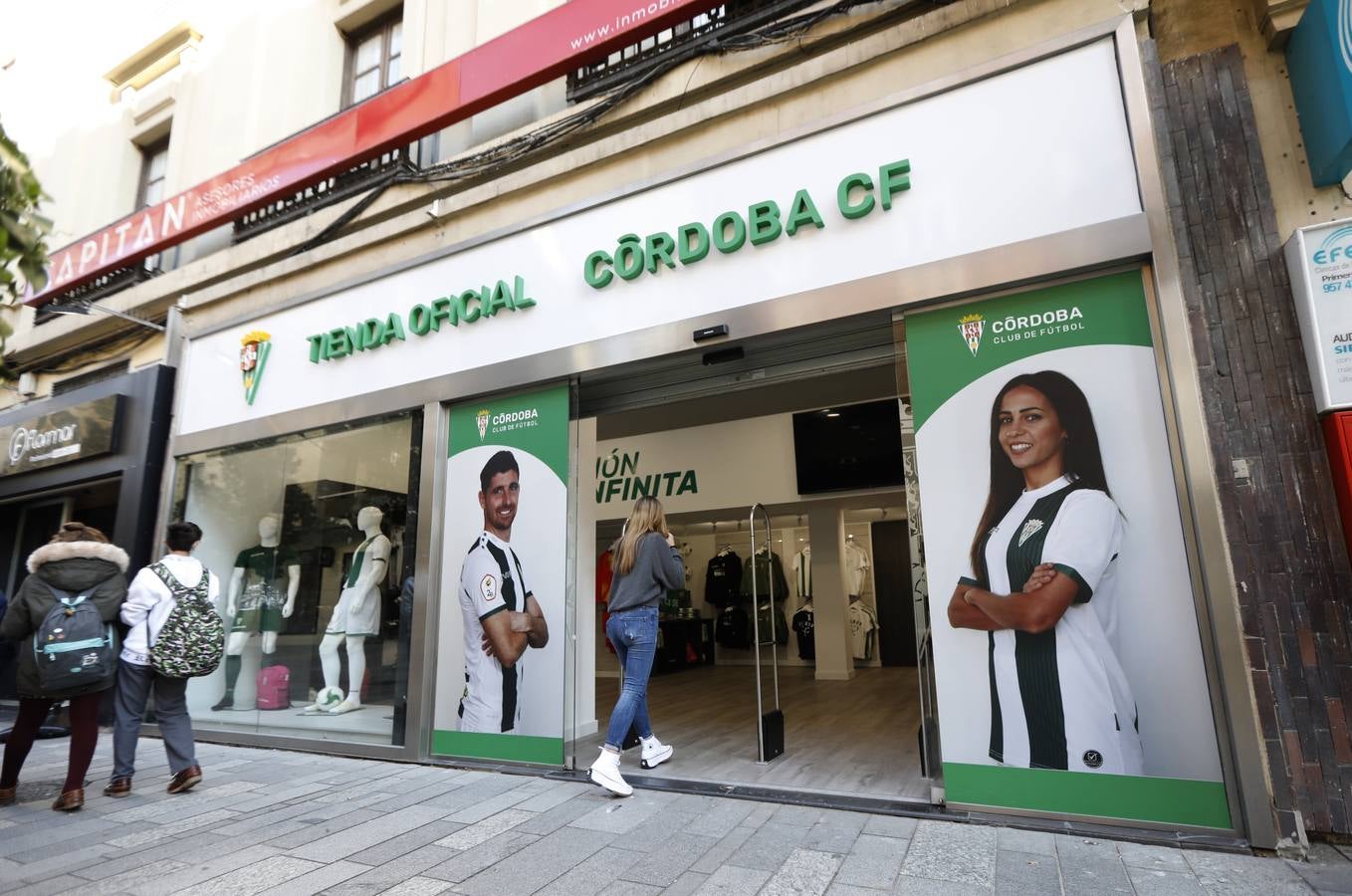 La nueva tienda oficial del Córdoba CF, en imágenes