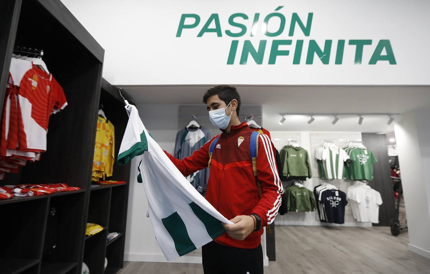 La nueva tienda oficial del Córdoba CF, en imágenes