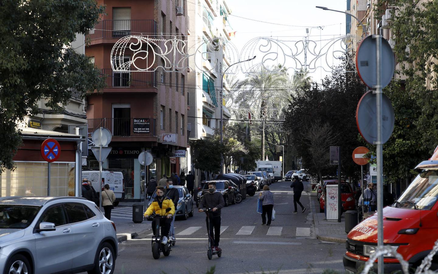 Las luces navideñas de Córdoba pueblan las calles más comerciales