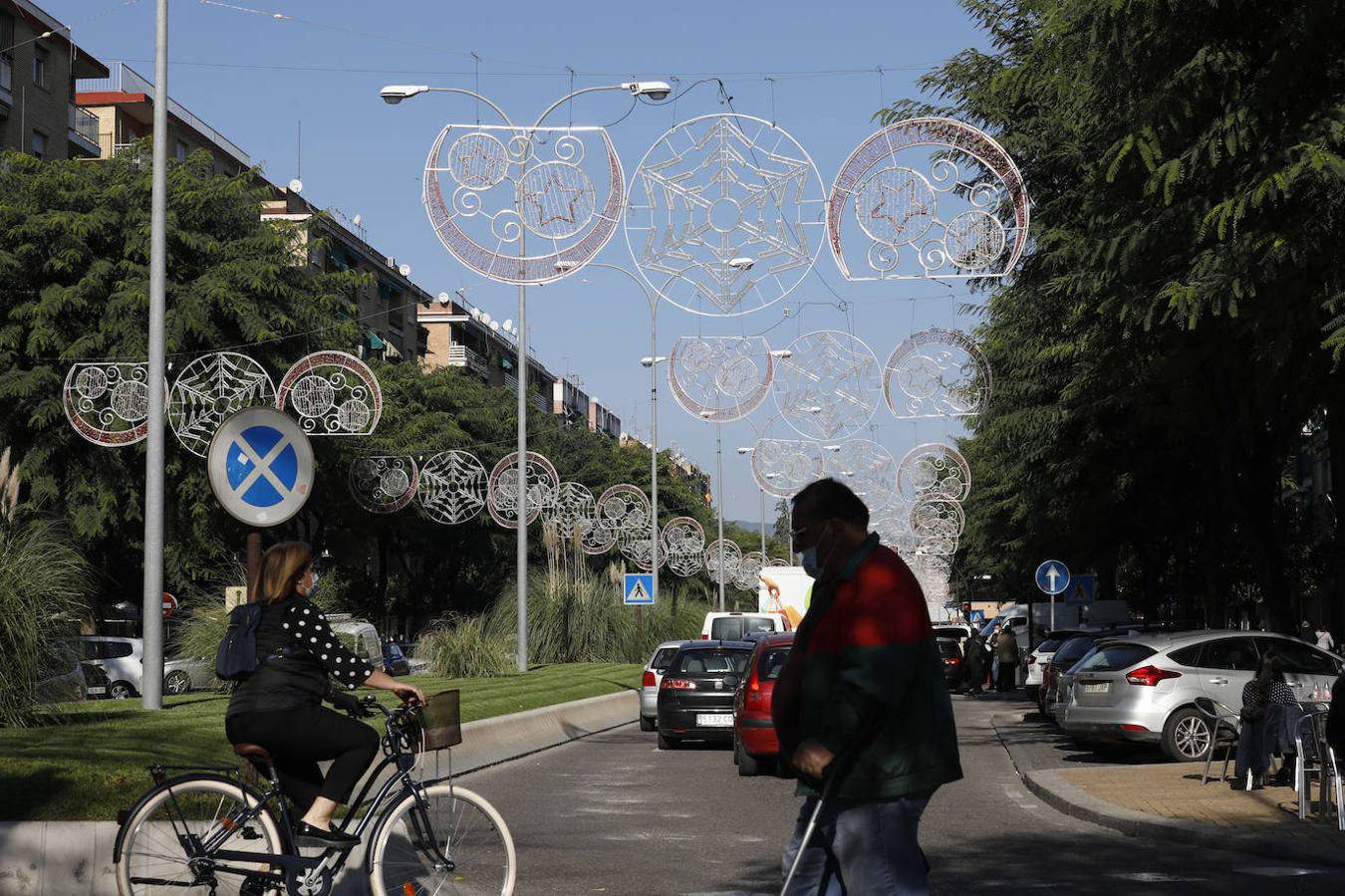 Las luces navideñas de Córdoba pueblan las calles más comerciales