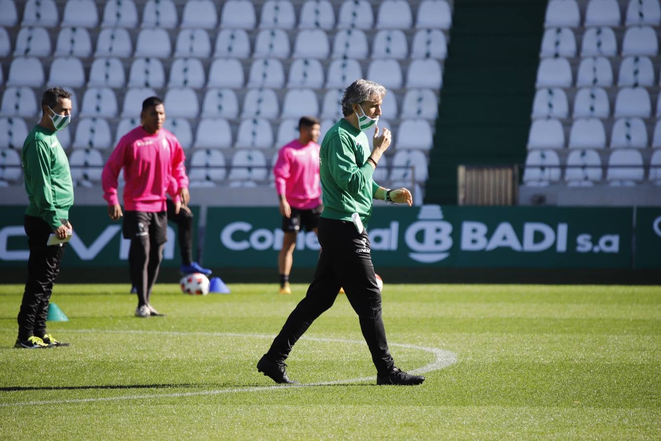 La primera jornada de Pablo Alfaro en el Córdoba CF, en imágenes