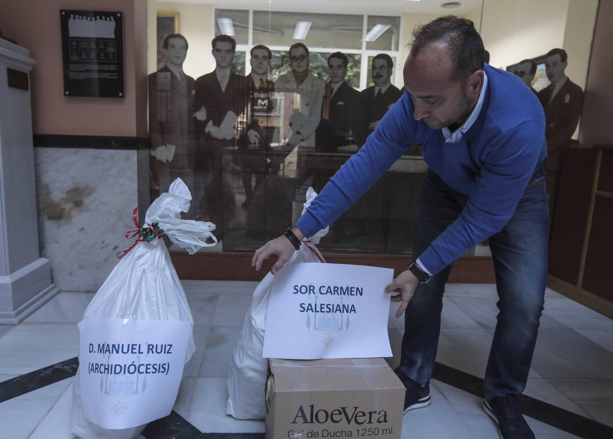 Recogida de alimentos en el Ateneo de Sevilla