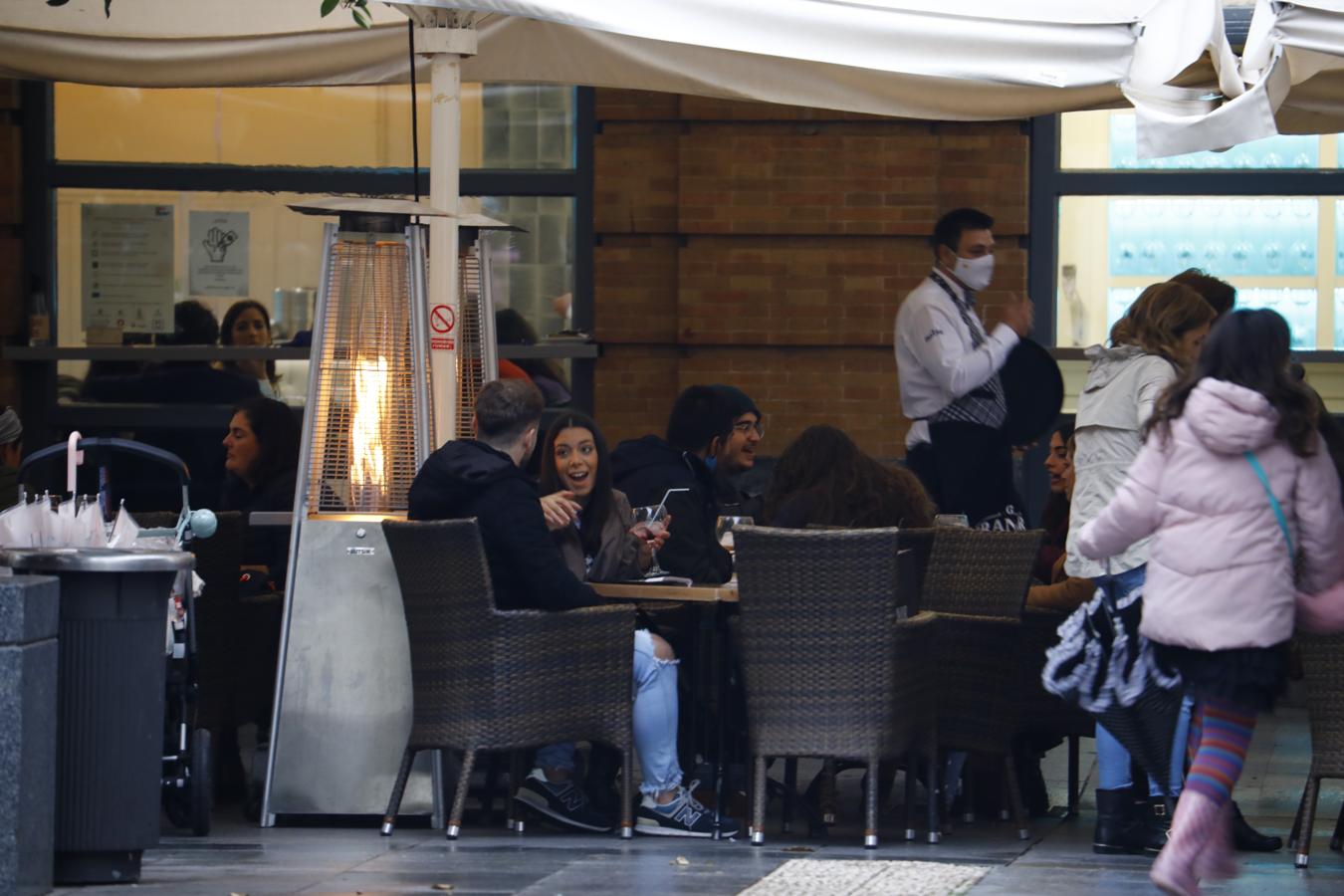 El gélido ambiente navideño en el Centro de Córdoba, en imágenes