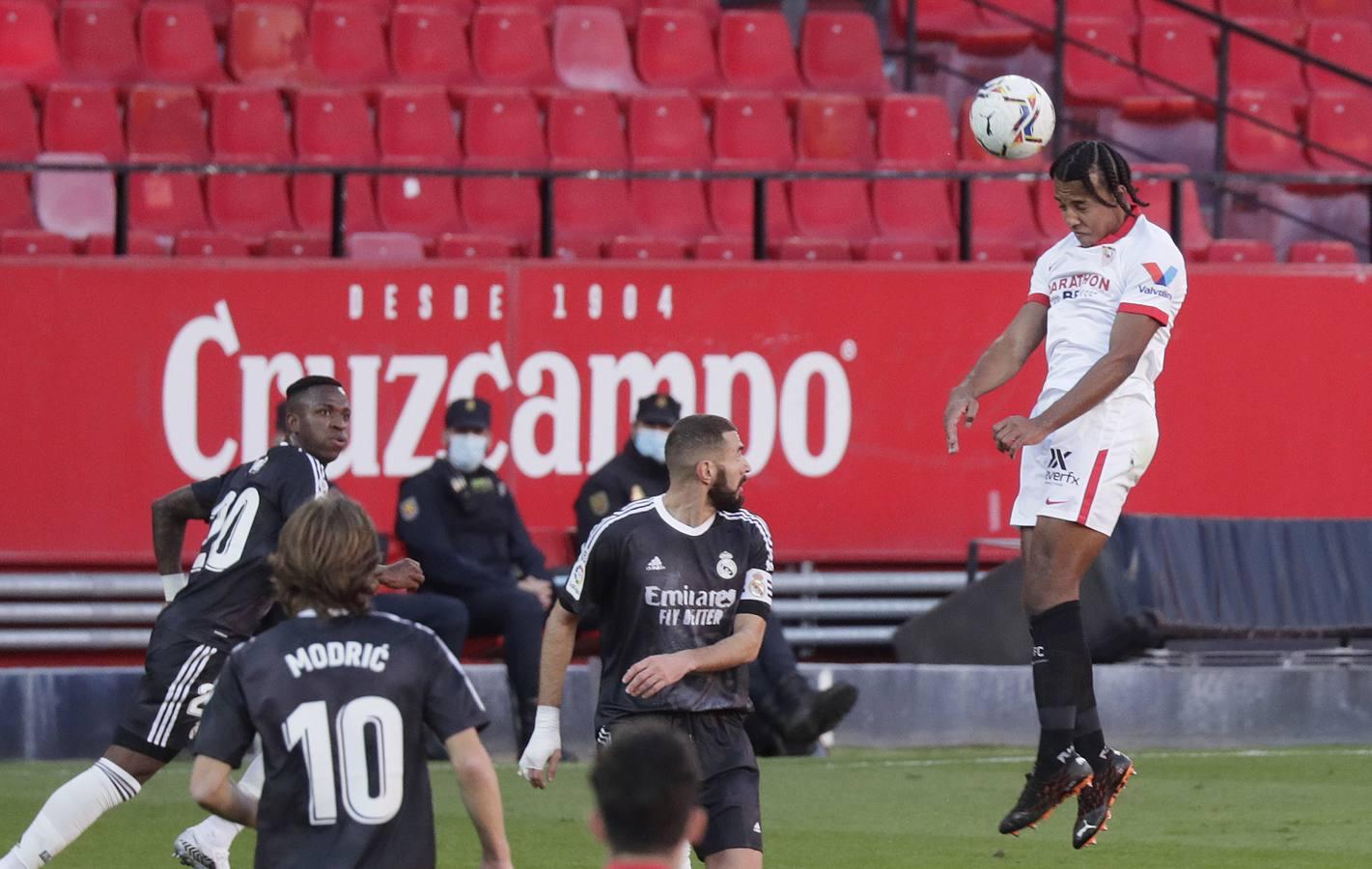 Las mejores imágenes del encuentro entre el Sevilla F.C. y el Real Madrid