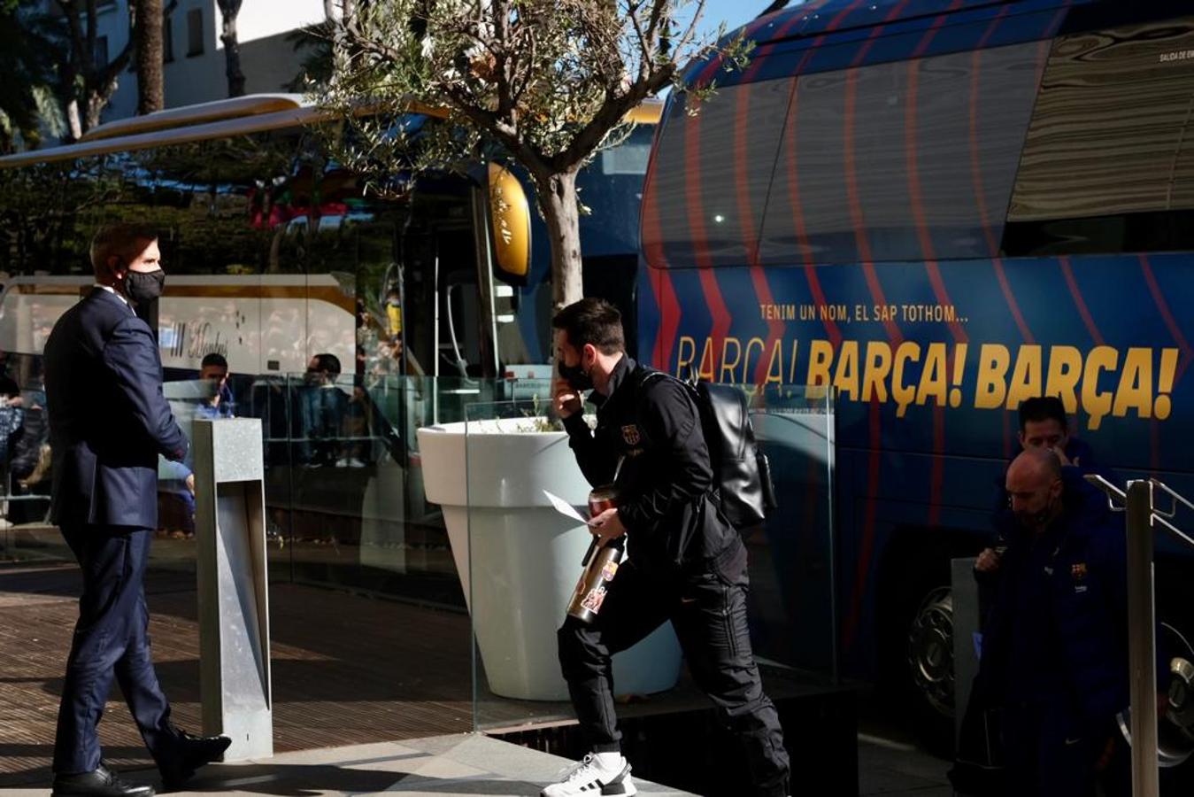 FOTOS: La llegada del Barcelona a Cádiz, en imágenes