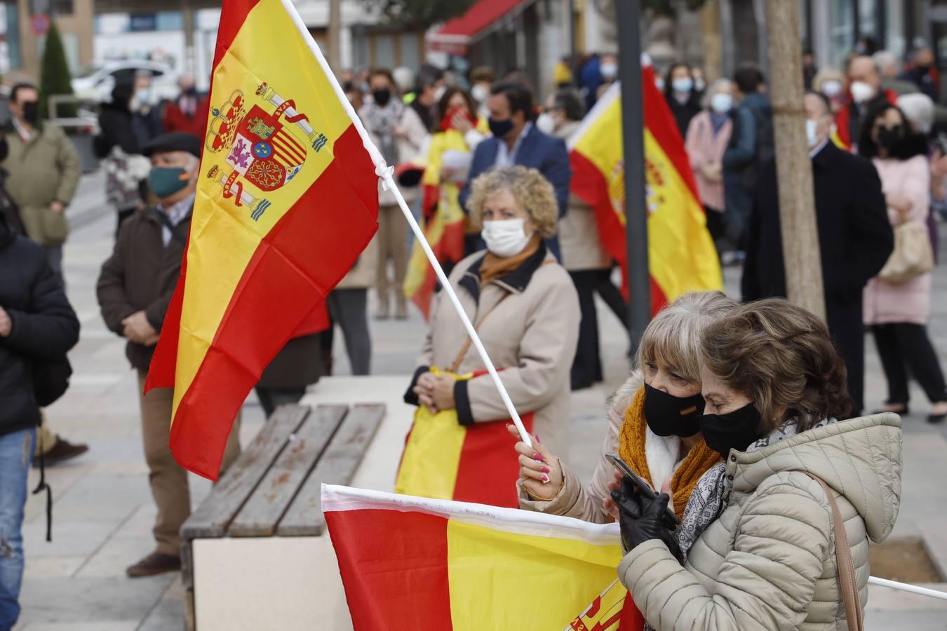 El acto de Vox por la defensa de la Constitución en Córdoba, en imágenes