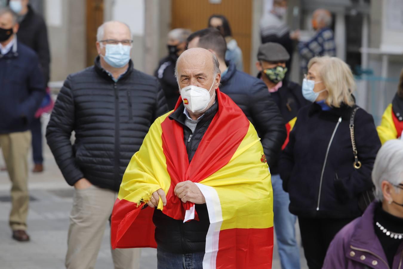 El acto de Vox por la defensa de la Constitución en Córdoba, en imágenes