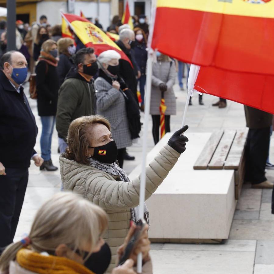 El acto de Vox por la defensa de la Constitución en Córdoba, en imágenes