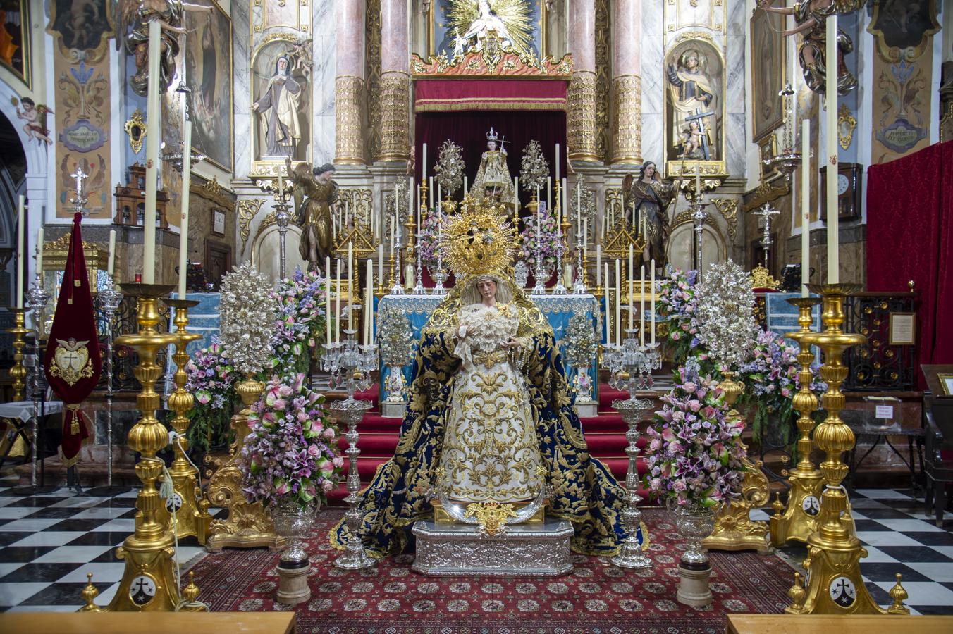 Veneración de la Virgen de la Salud del Santo Ángel