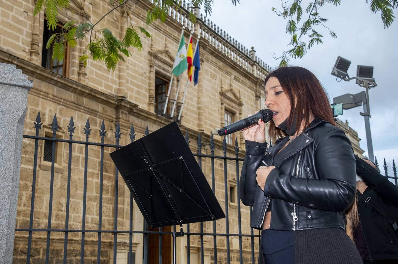 En imágenes, la protesta de los trabajadores del sector cultural en Sevilla