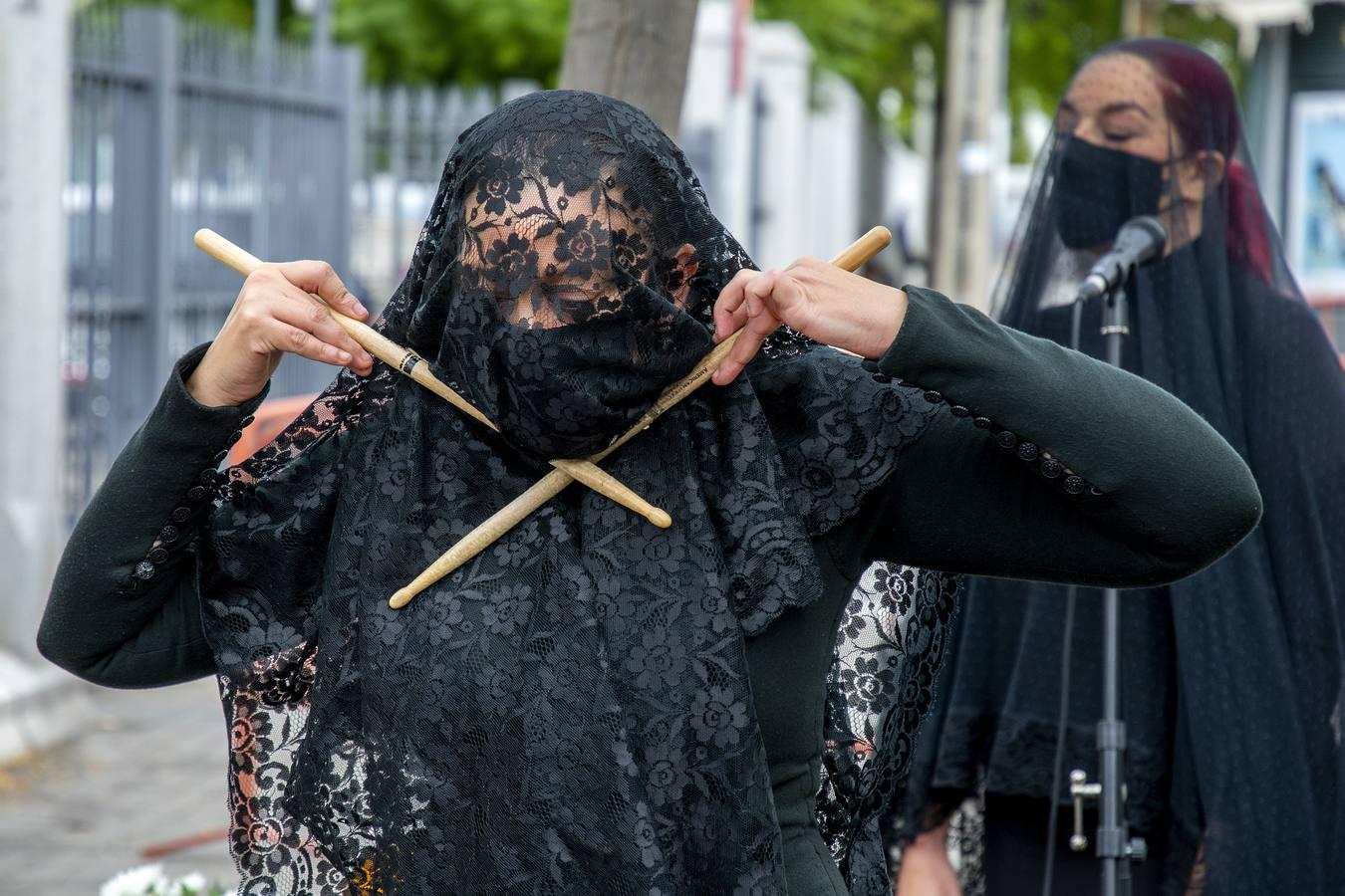 En imágenes, la protesta de los trabajadores del sector cultural en Sevilla