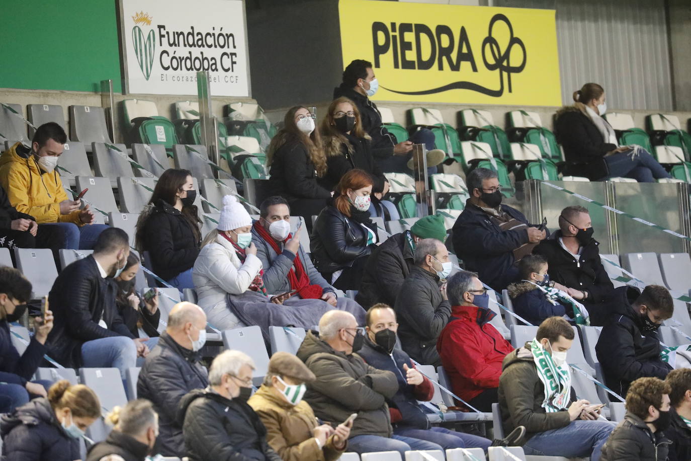 El ambiente de Copa en el Córdoba CF - Albacete, en imágenes