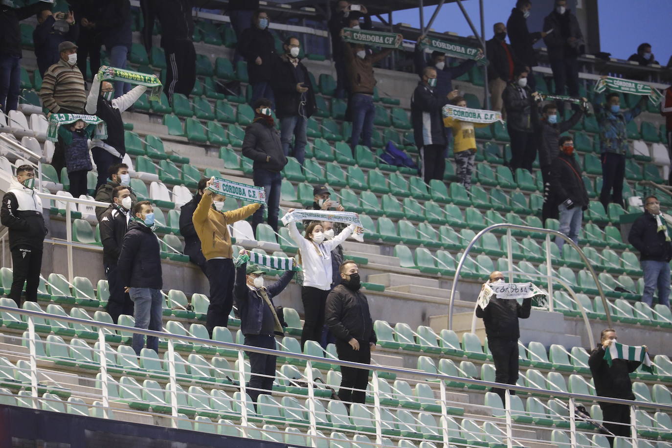 El ambiente de Copa en el Córdoba CF - Albacete, en imágenes