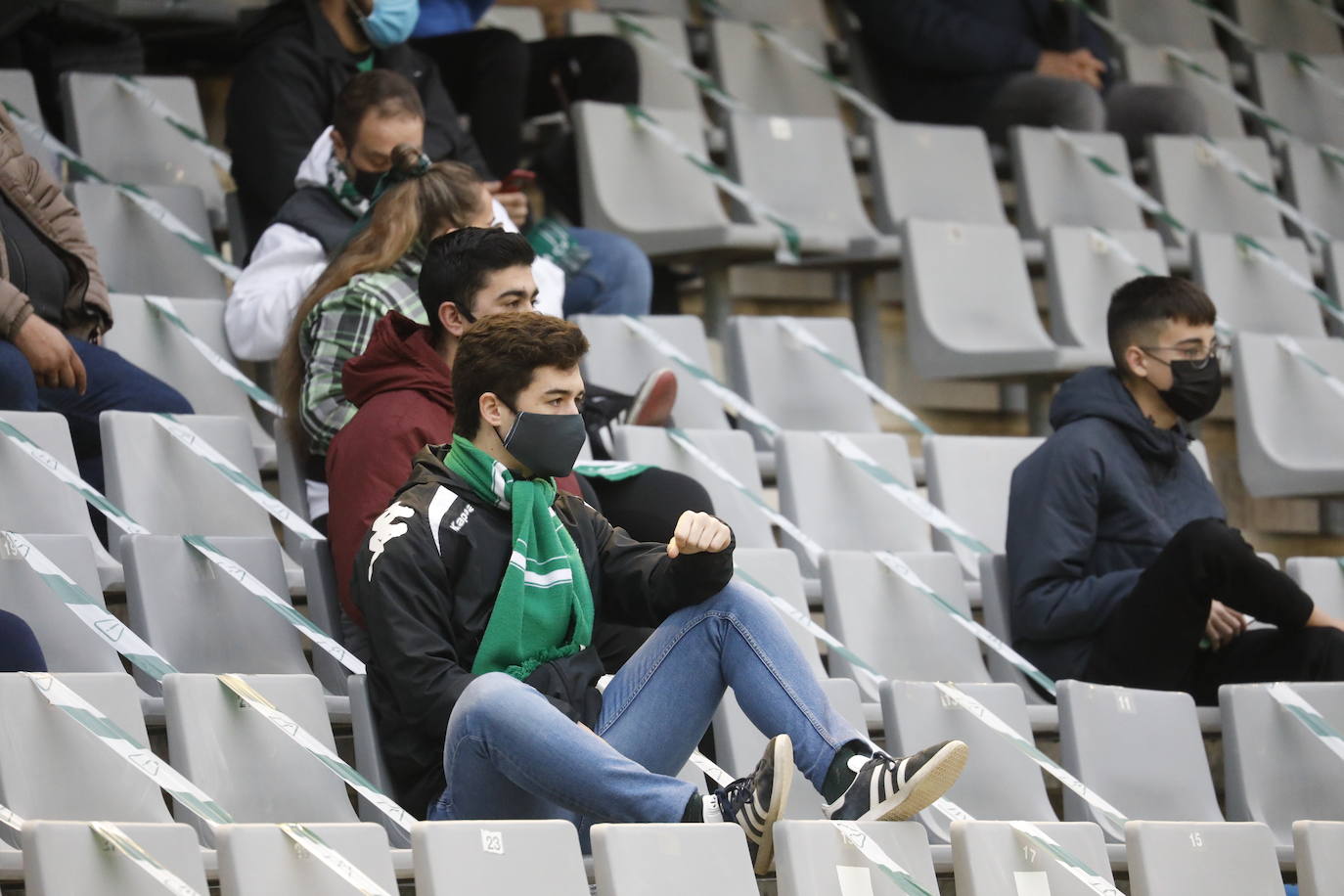 El ambiente de Copa en el Córdoba CF - Albacete, en imágenes