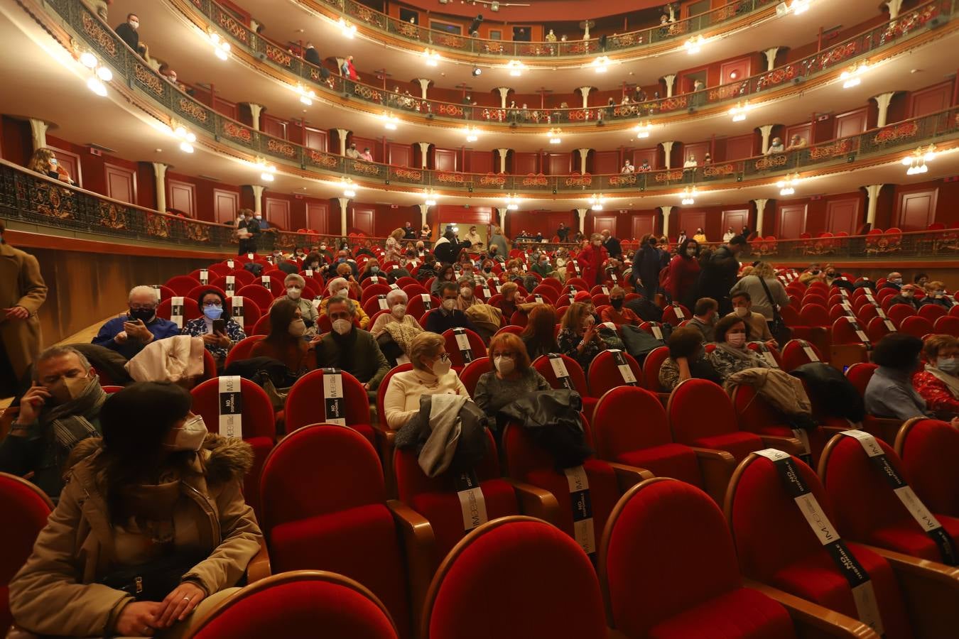 El musical homenaje a Rocío Jurado en el Gran Teatro de Córdoba, en imágenes