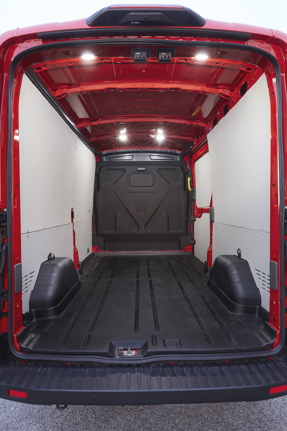 Fotogalería: Ford Transit Trail y Tourneo Active