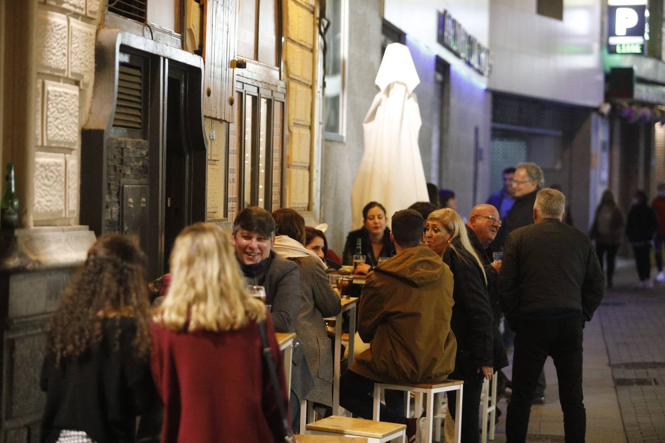 El ambiente de bares y calles en Córdoba con el nuevo horario