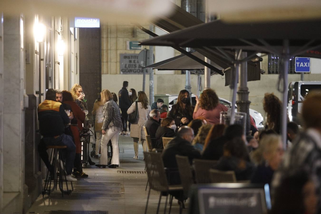 El ambiente de bares y calles en Córdoba con el nuevo horario