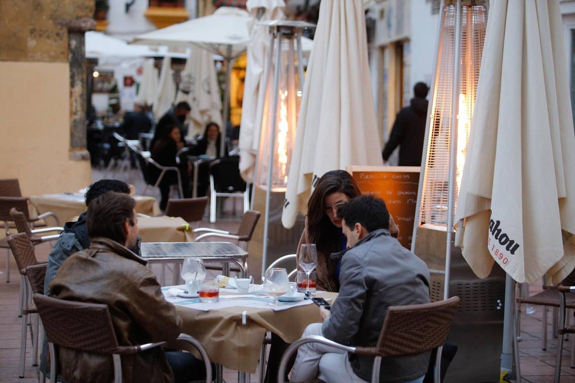 En imágenes, el ambiente en las calles de Córdoba primer día de desescalada navideña