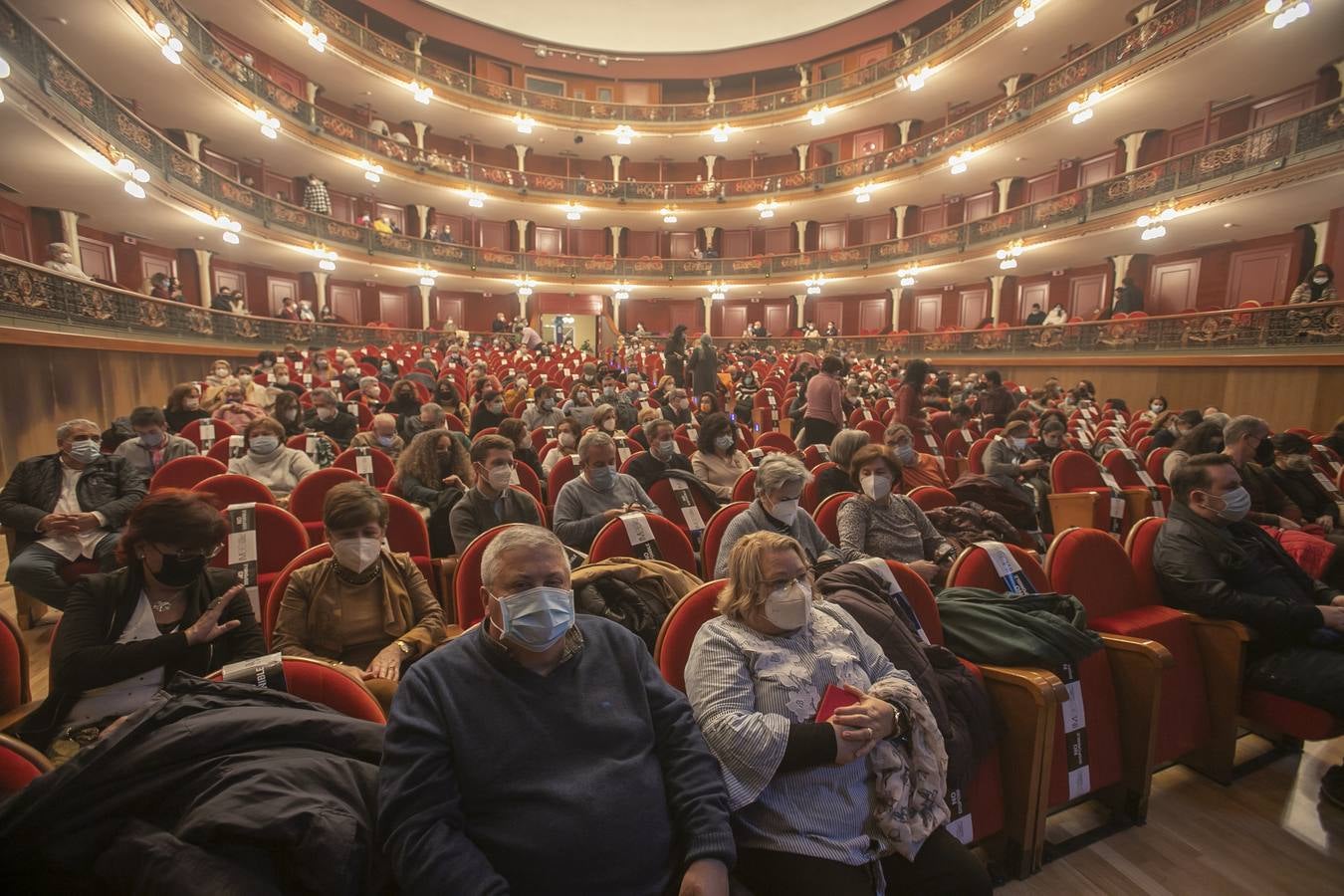 El «Romancero gitano» de Nuria Espert en el Gran Teatro, en imágenes