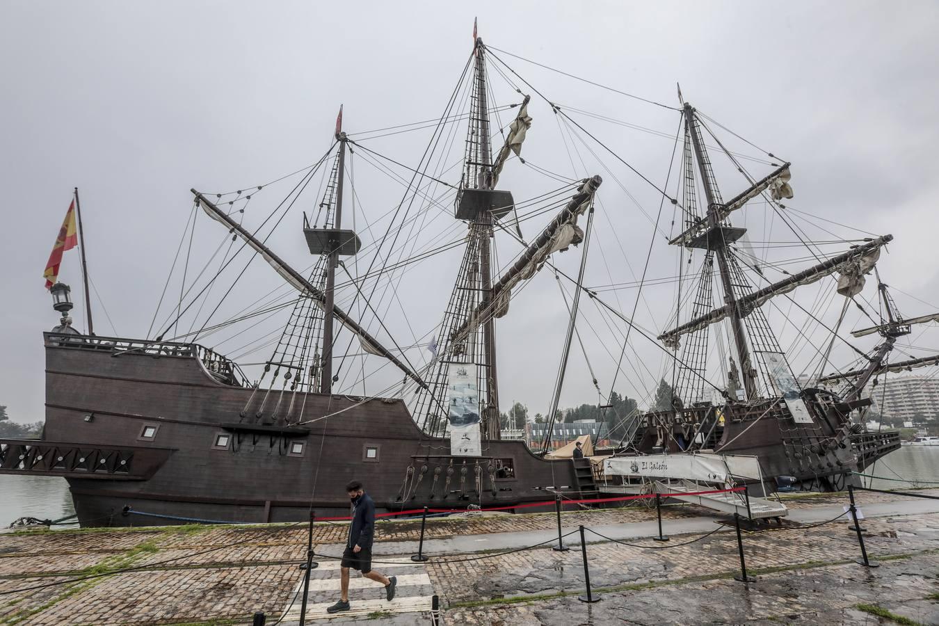 En imágenes, el galeón Andalucía llega a Sevilla