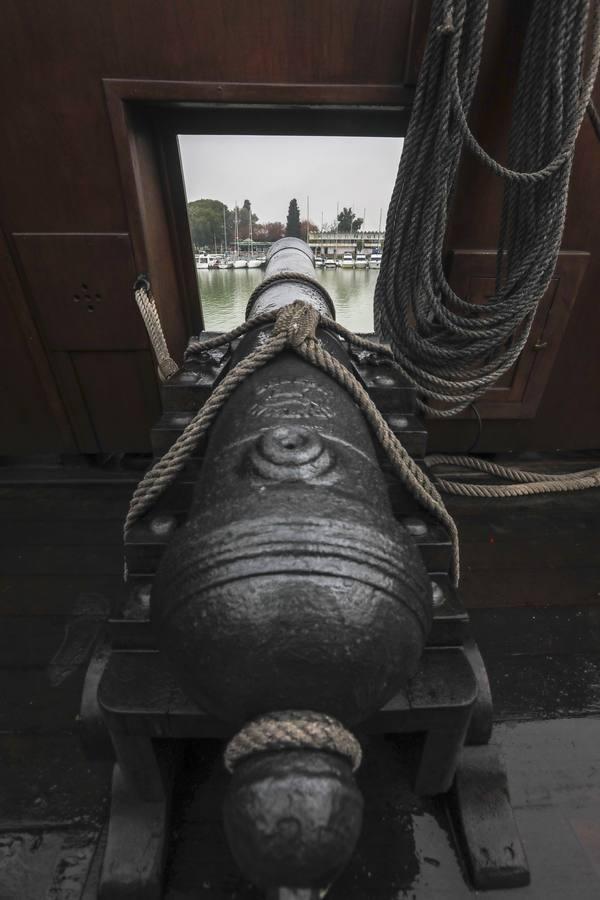 En imágenes, el galeón Andalucía llega a Sevilla