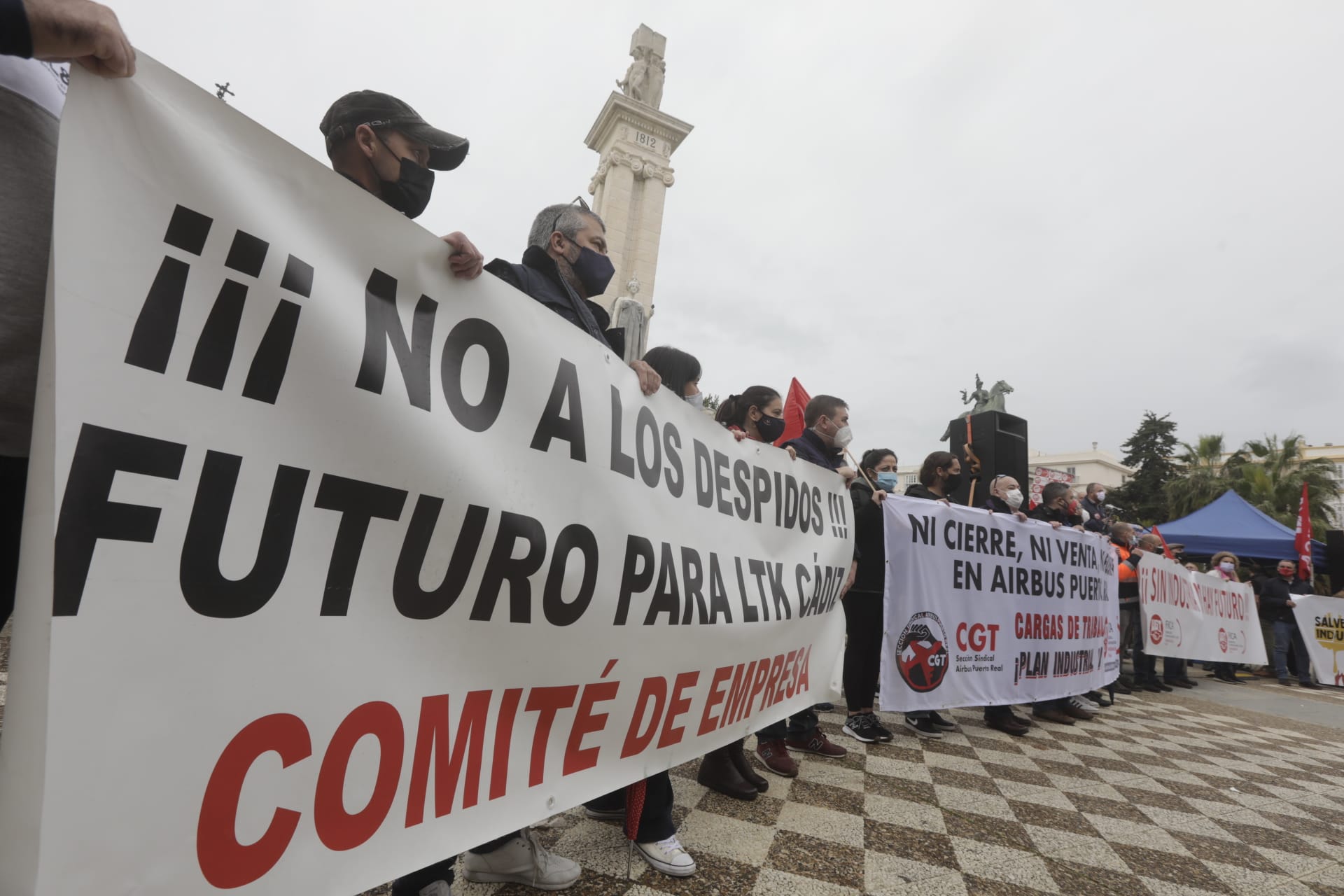 Concentración a favor de la industria en la Bahía de Cádiz