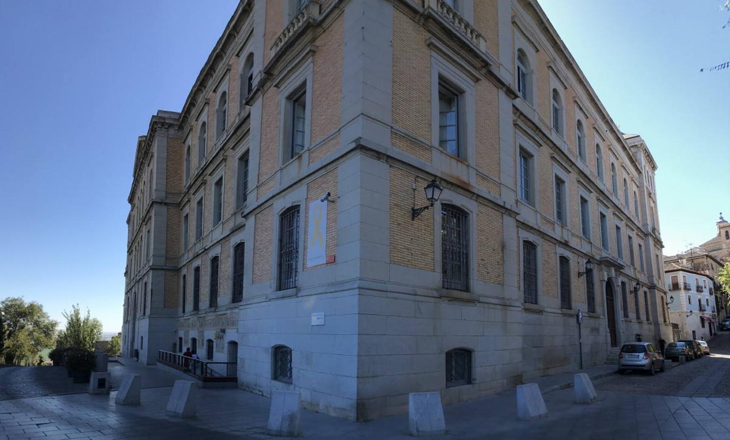 Edificio de la Diputación donde fue llevada la Normal de Maestras en 1904 permaneciendo allí tres décadas. FOTO RAFAEL DEL CERRO. 