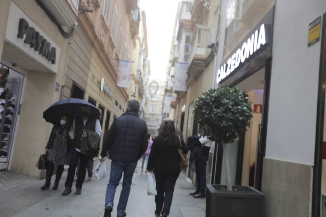 Ambiente en las terrazas y bares de Cádiz tras la modificación de las medidas restrictivas